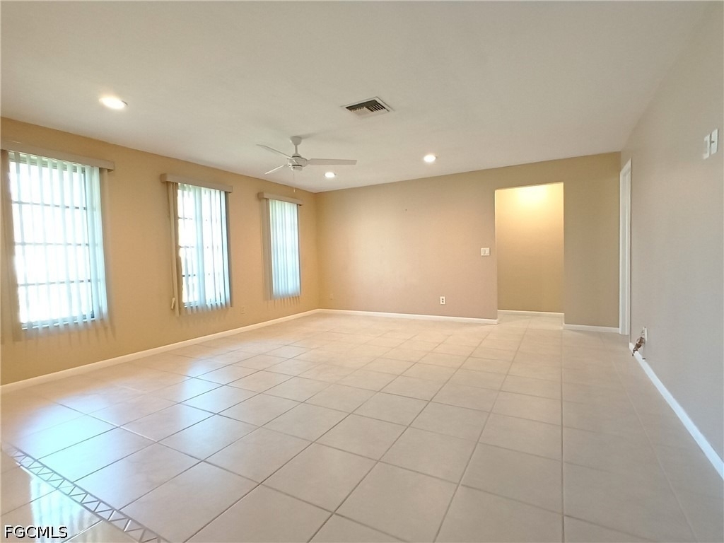 1326 Se 23rd Terrace - Photo 2