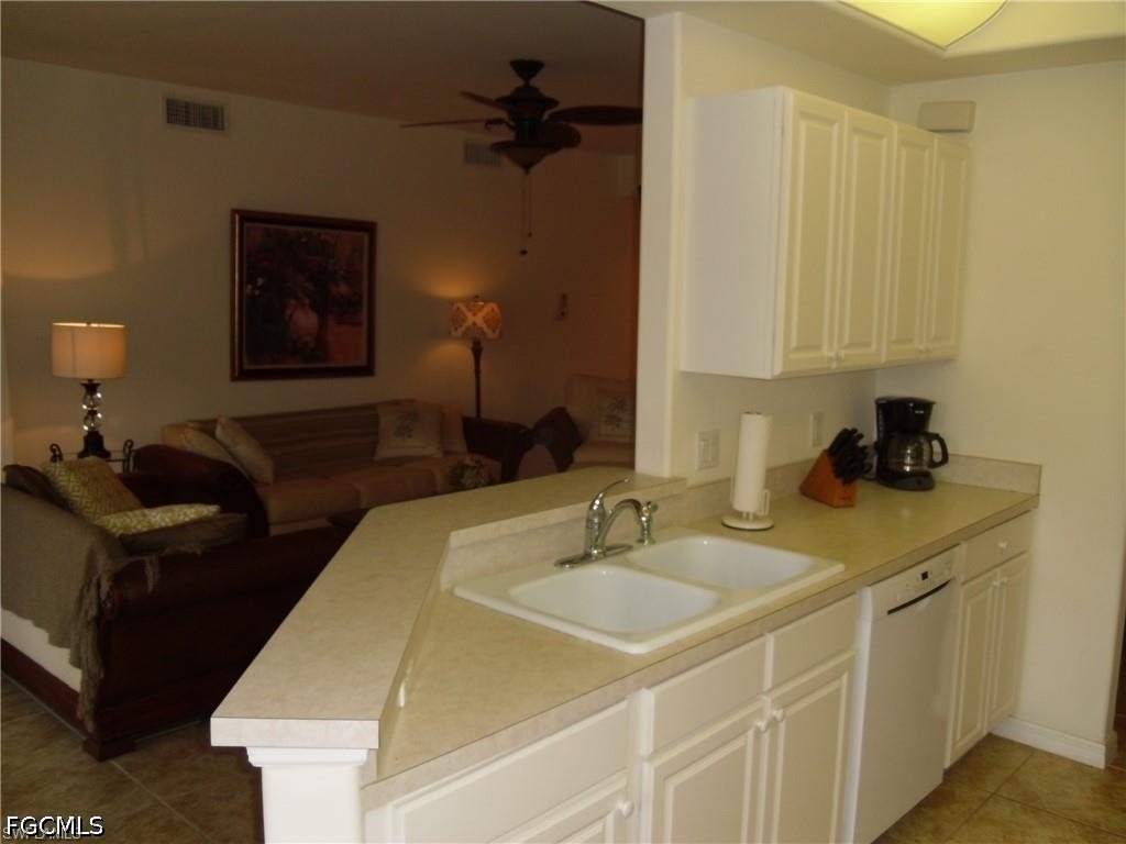 9582 Hemingway Lane - Photo 10
