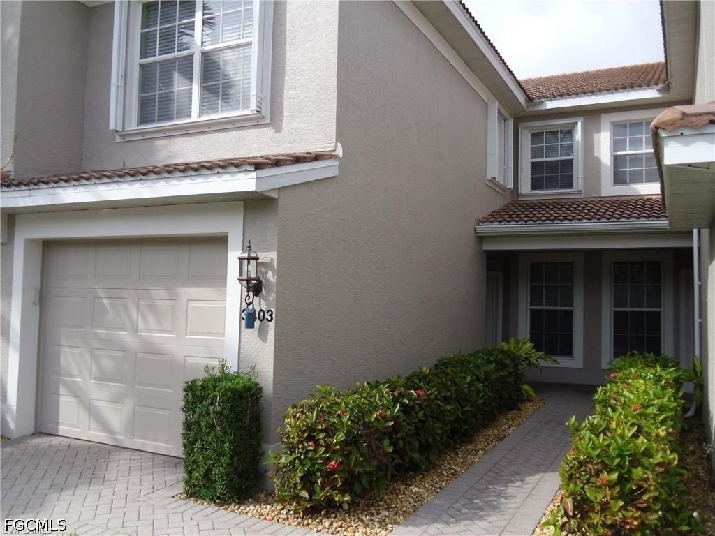 9582 Hemingway Lane - Photo 0