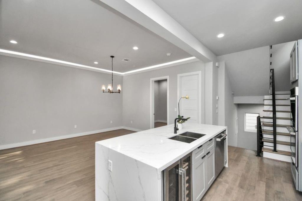 1320 Eberhard Street - Photo 19