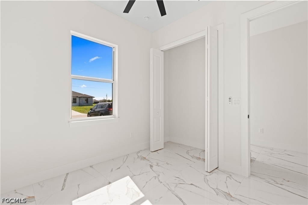 430 Petite Avenue - Photo 15