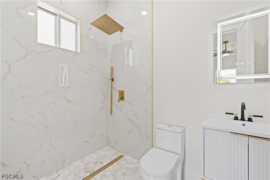430 Petite Avenue - Photo 28