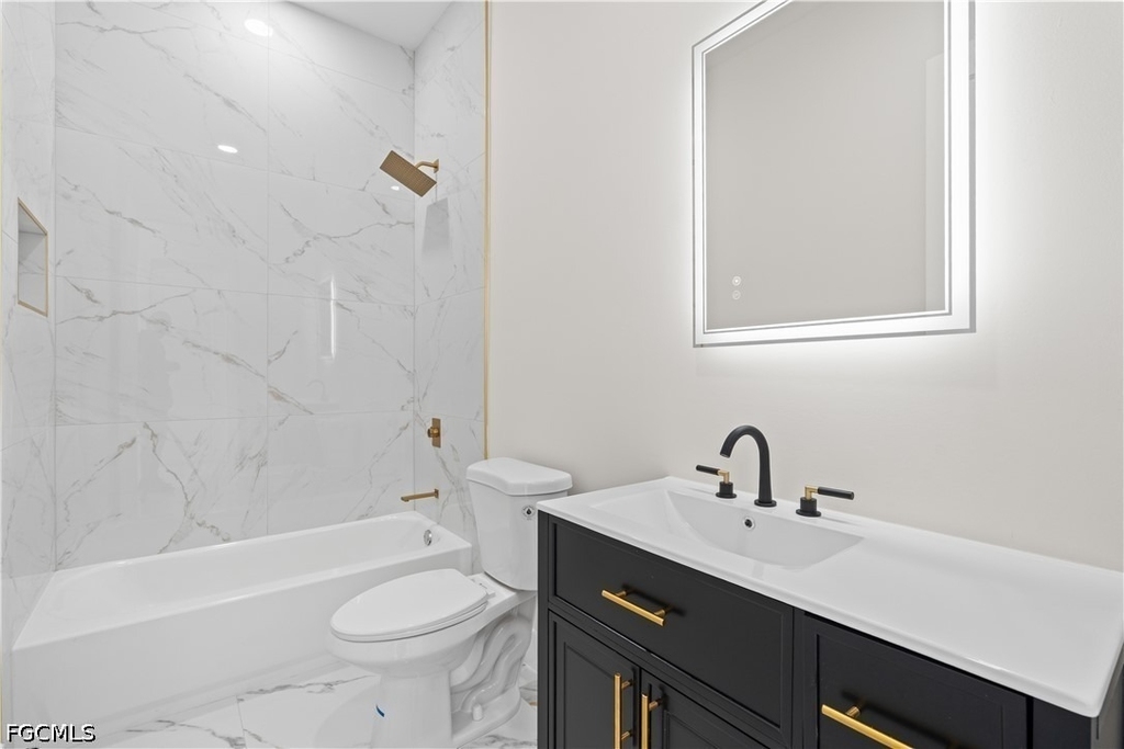 430 Petite Avenue - Photo 34