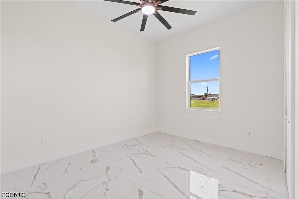 430 Petite Avenue - Photo 11