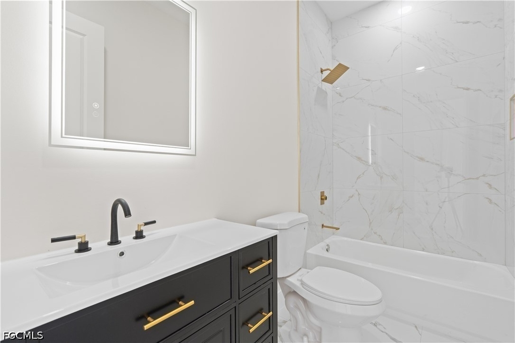 430 Petite Avenue - Photo 13