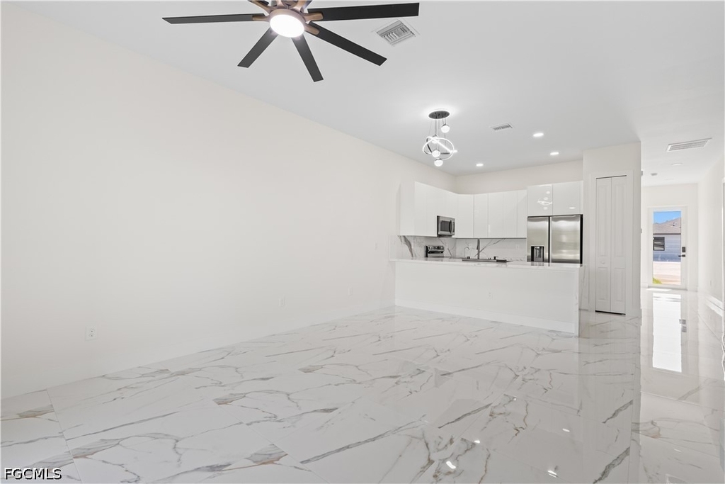 430 Petite Avenue - Photo 19