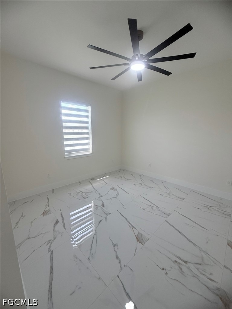 430 Petite Avenue - Photo 29