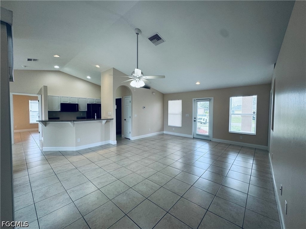 1140 Nw 1st Avenue - Photo 1