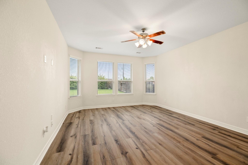 9439 Peralta Creek Court - Photo 15