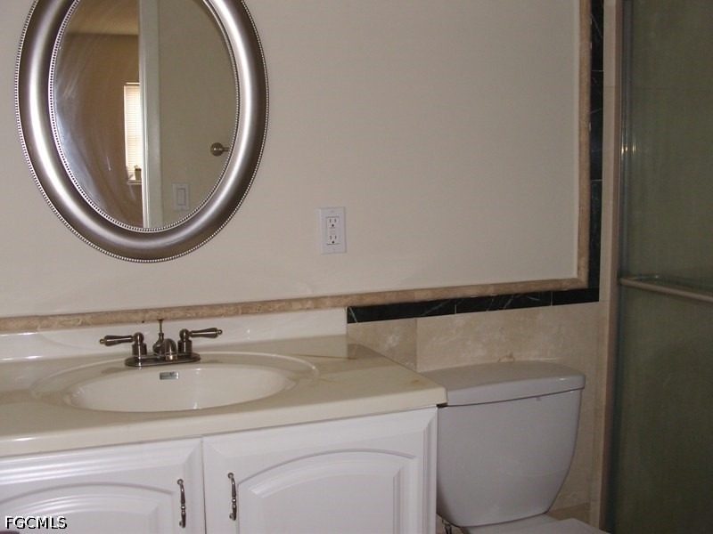 217 Jayview Avenue - Photo 5