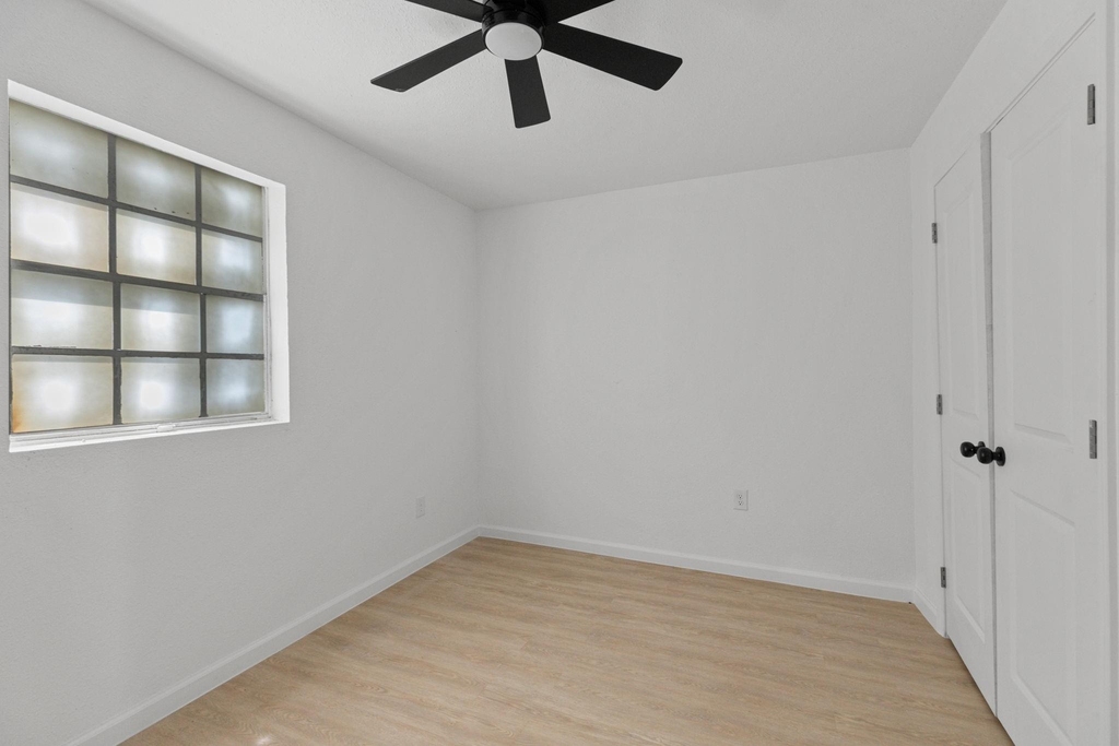 6840 Fairway Drive - Photo 16