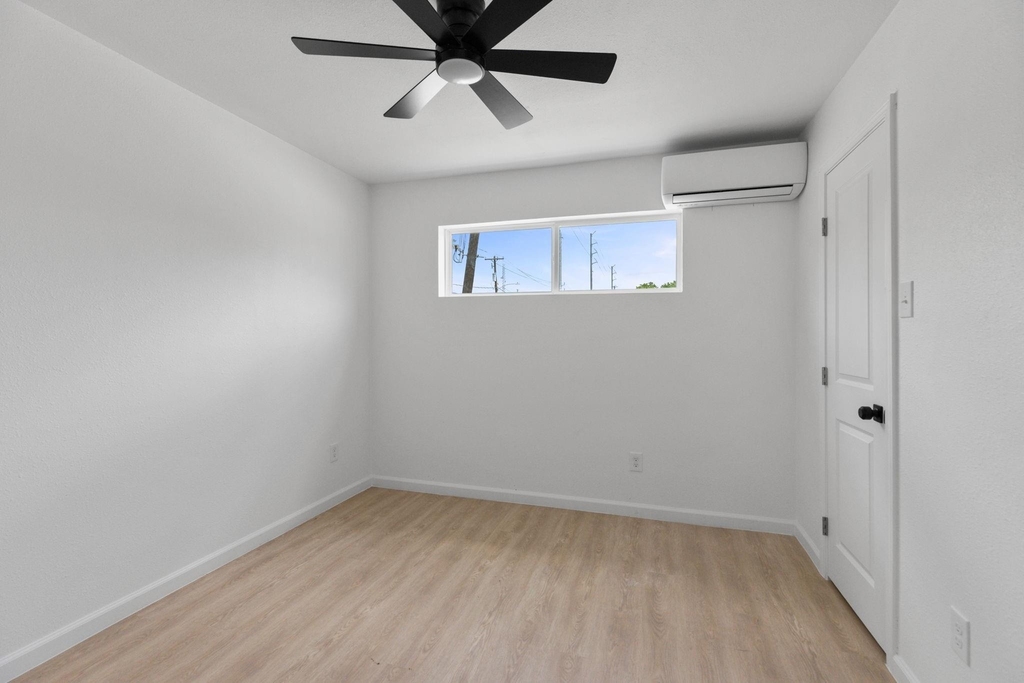 6840 Fairway Drive - Photo 13