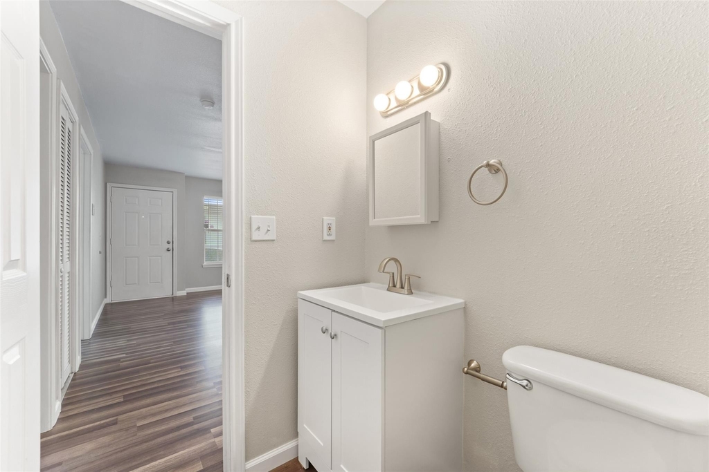 44426 Highway 290 Business - Photo 6