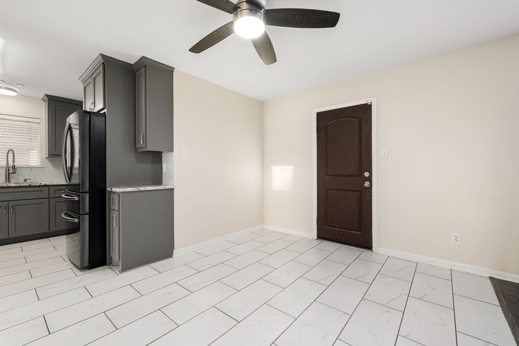 21039 Vista Trail Court - Photo 16