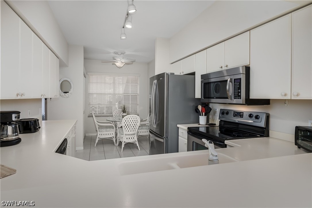 8085 Celeste Drive - Photo 12