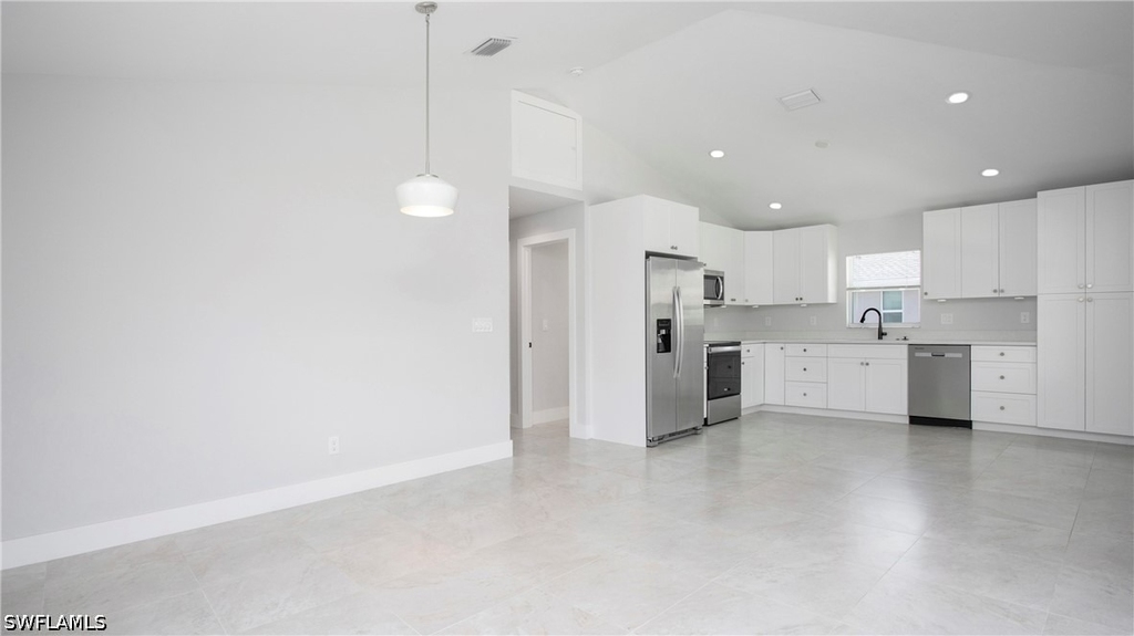 27302 Dortch Avenue - Photo 7