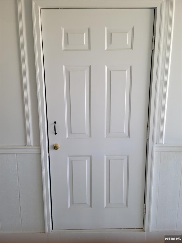 27 Townsend - Photo 13