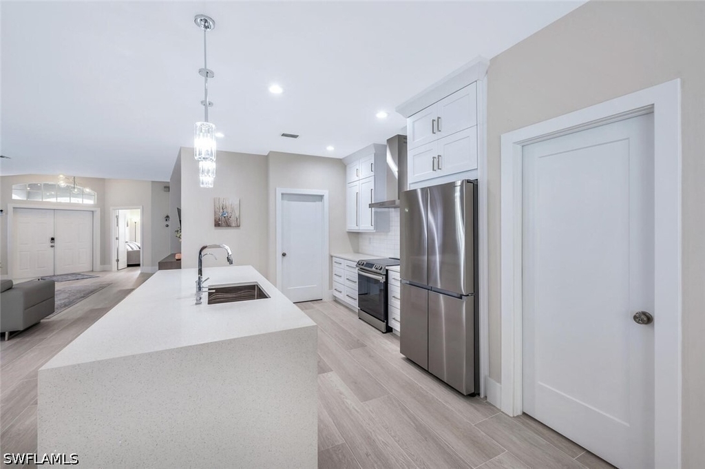 8260 Laurel Lakes Boulevard - Photo 14