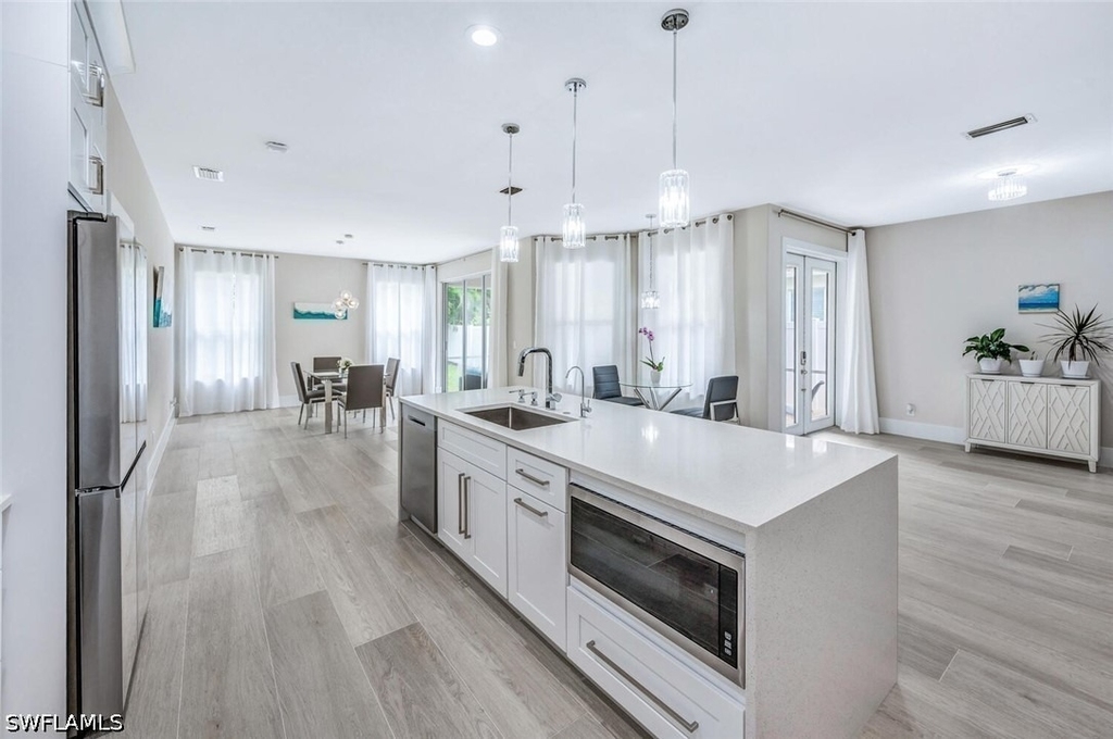8260 Laurel Lakes Boulevard - Photo 13