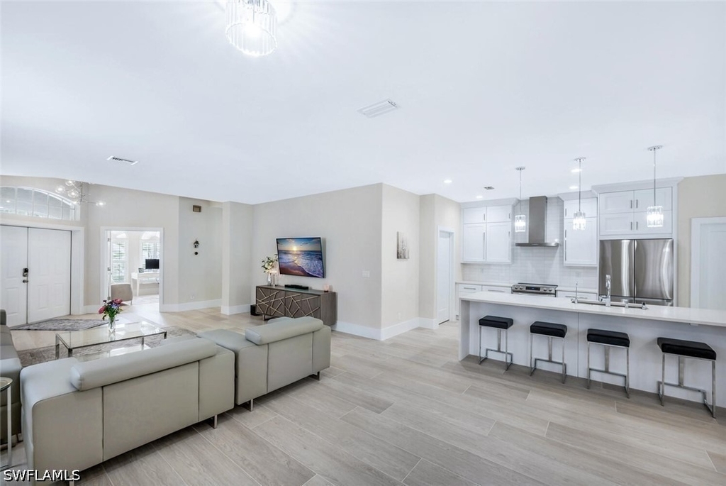 8260 Laurel Lakes Boulevard - Photo 8