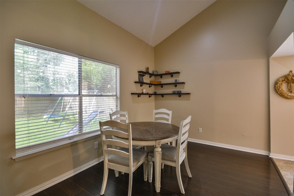 3218 Lake Stream Drive - Photo 16