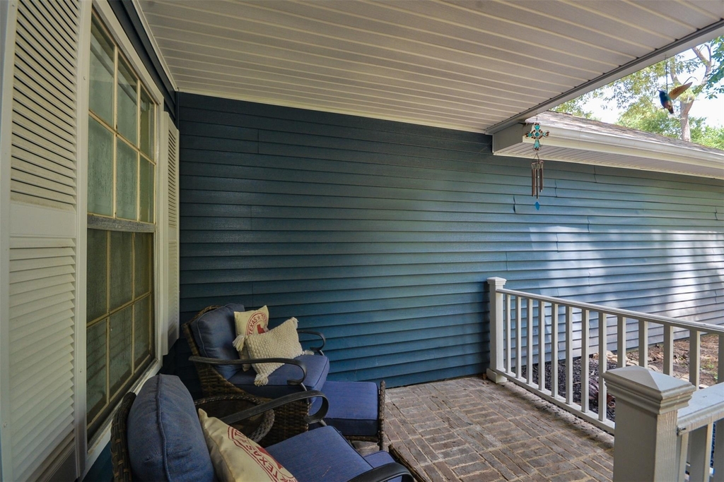 3218 Lake Stream Drive - Photo 5