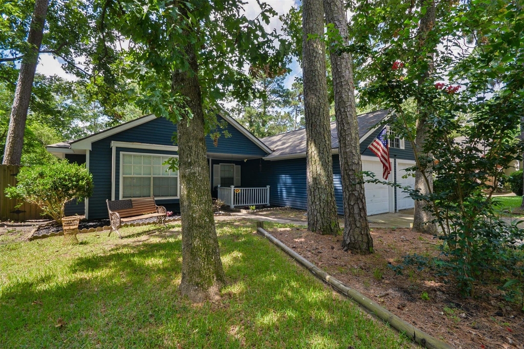 3218 Lake Stream Drive - Photo 3