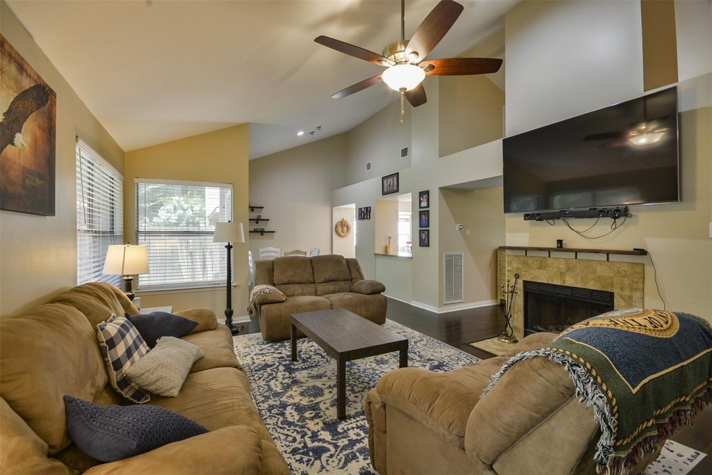3218 Lake Stream Drive - Photo 13
