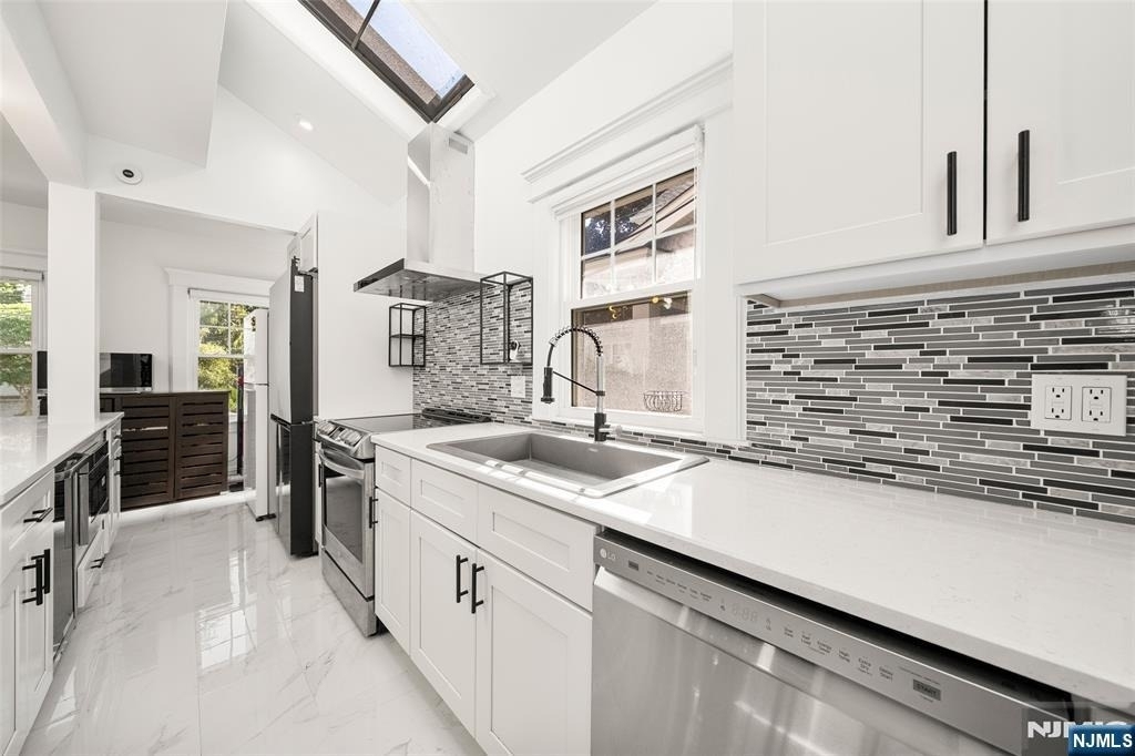 332 Allaire - Photo 14