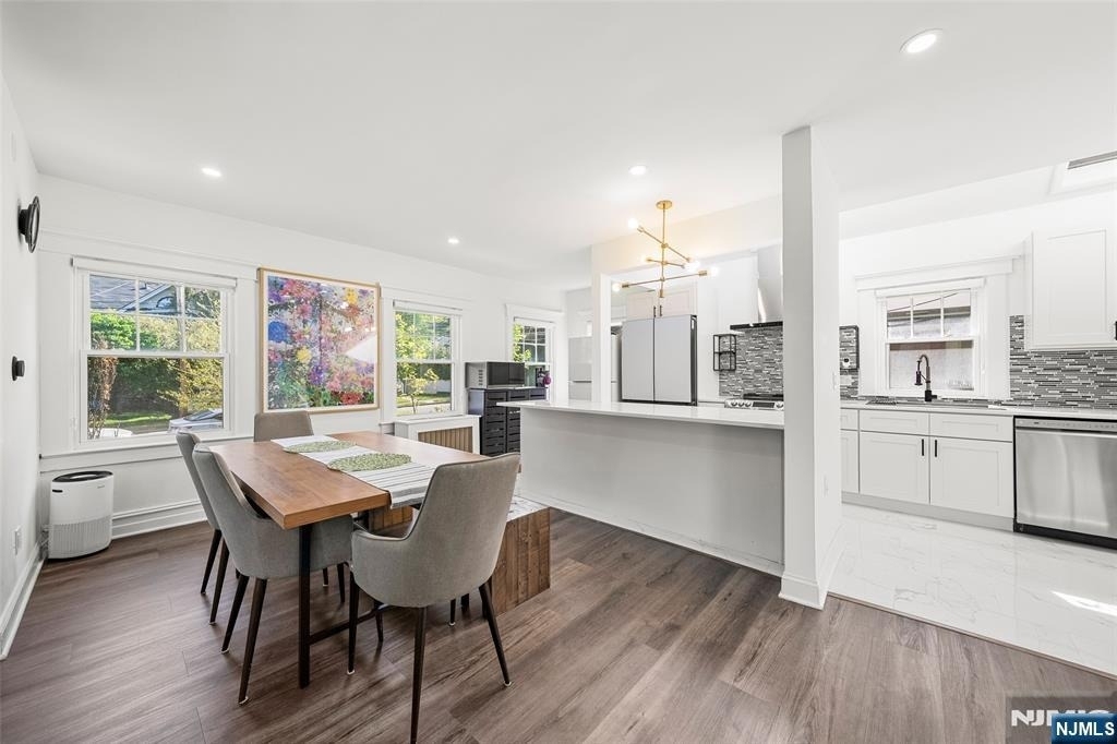 332 Allaire - Photo 10