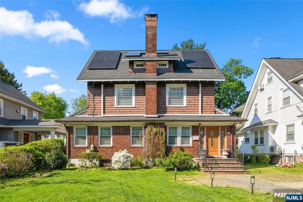 332 Allaire - Photo 3