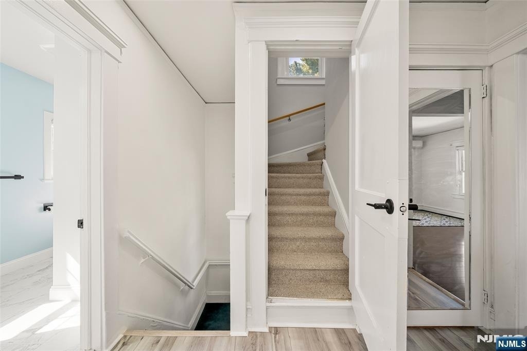 332 Allaire - Photo 16