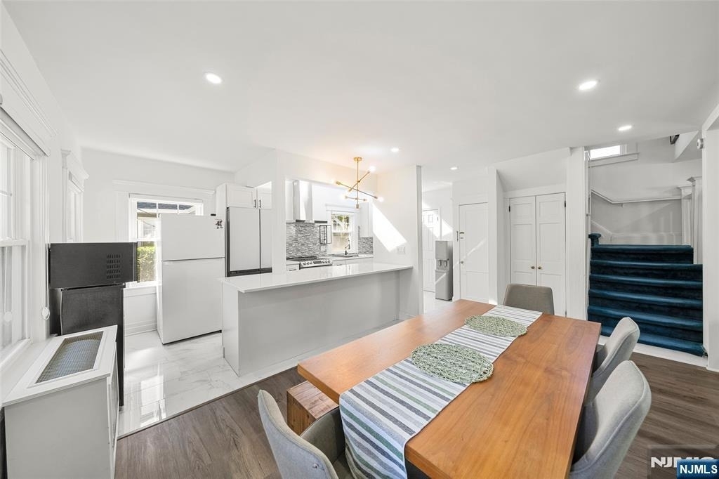 332 Allaire - Photo 11