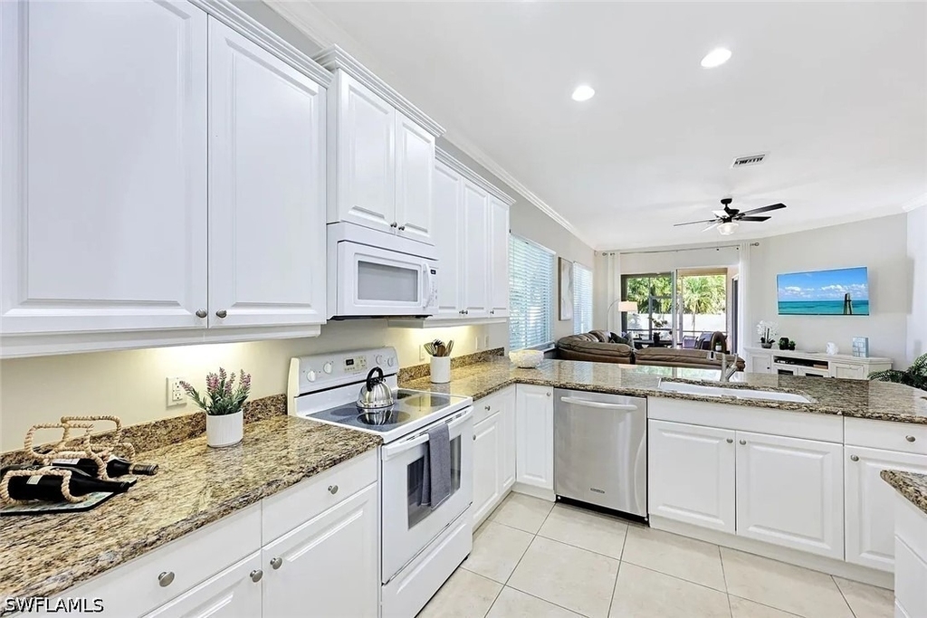 847 98th Avenue N - Photo 13
