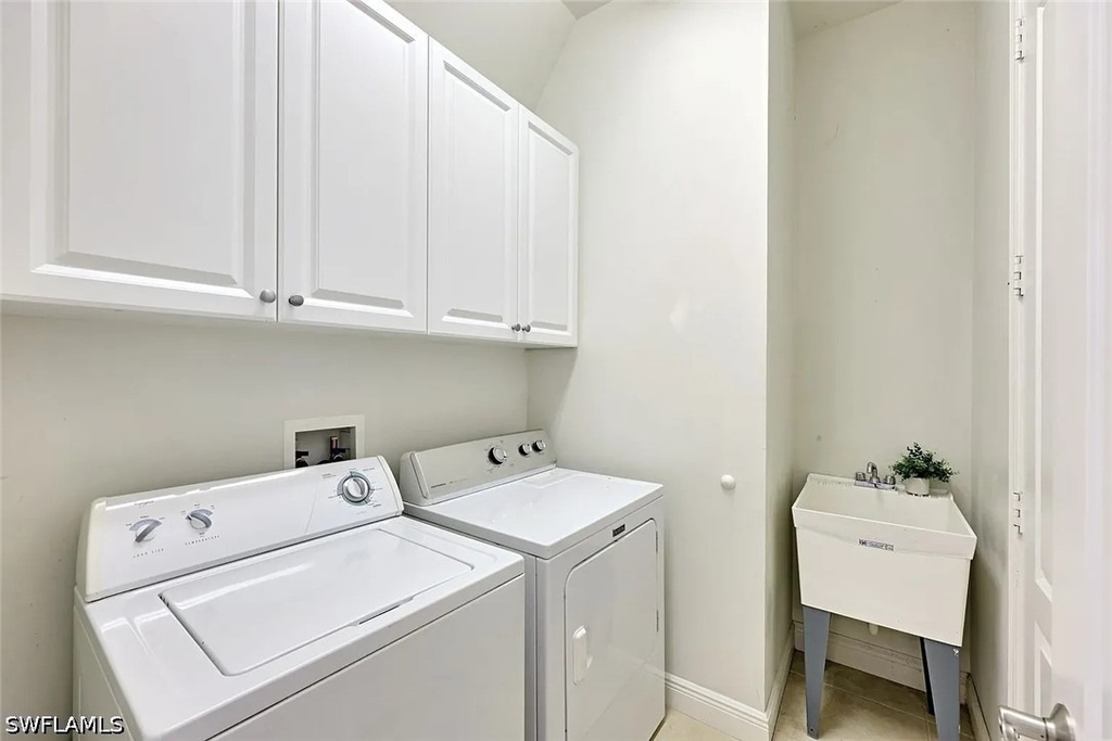 847 98th Avenue N - Photo 14