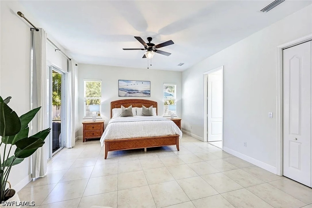 847 98th Avenue N - Photo 4
