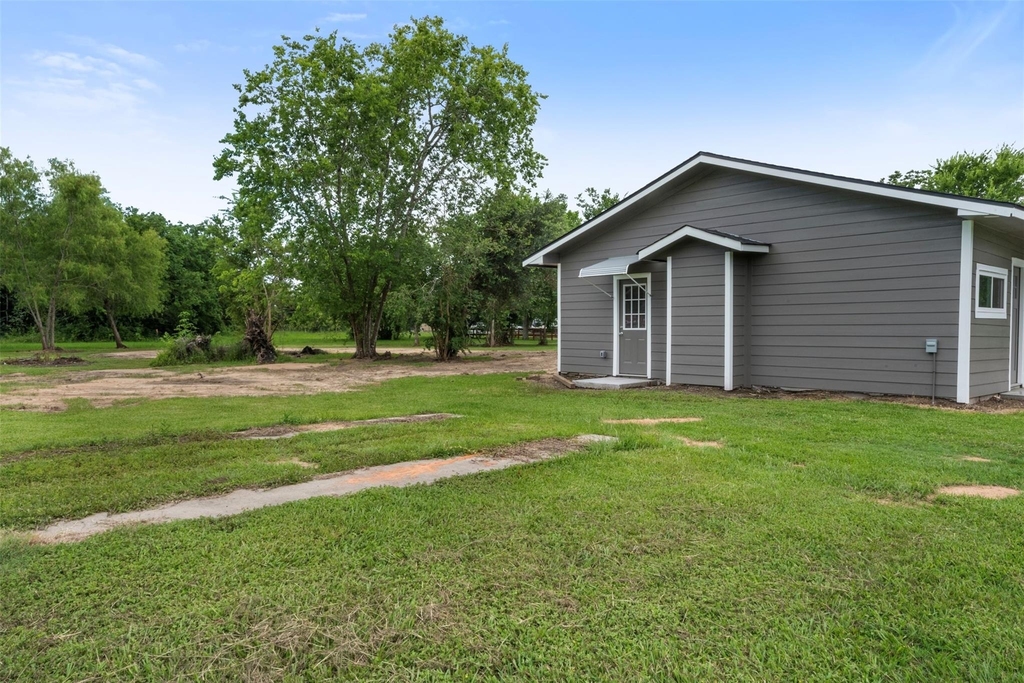 2140 County Road 235 - Photo 18