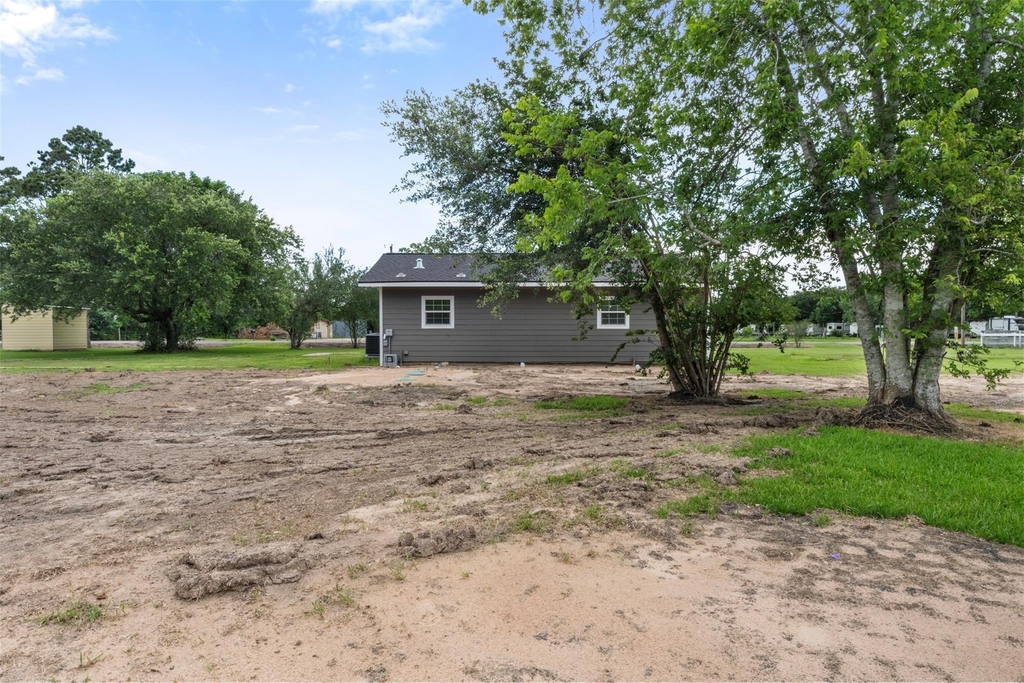 2140 County Road 235 - Photo 14