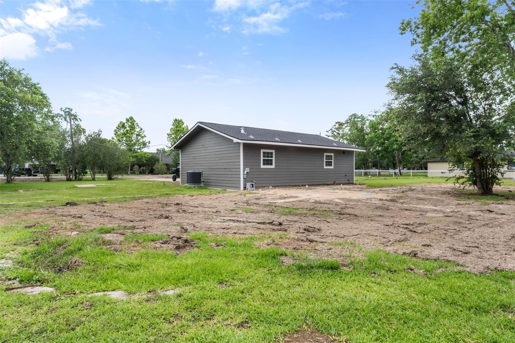 2140 County Road 235 - Photo 15