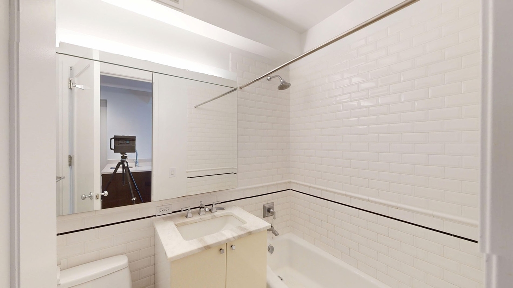 808 Columbus Ave - Photo 4