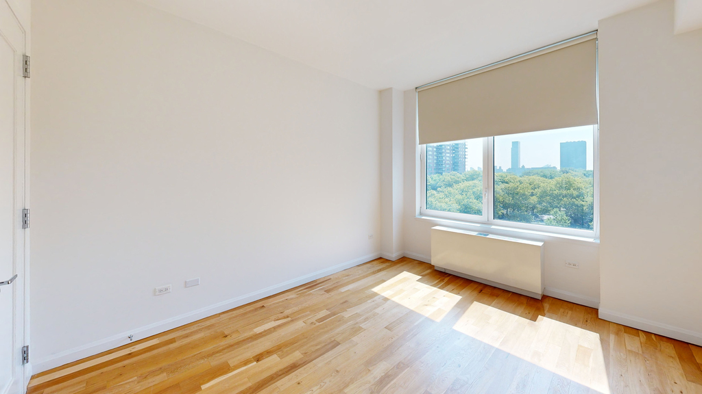 808 Columbus Ave - Photo 4