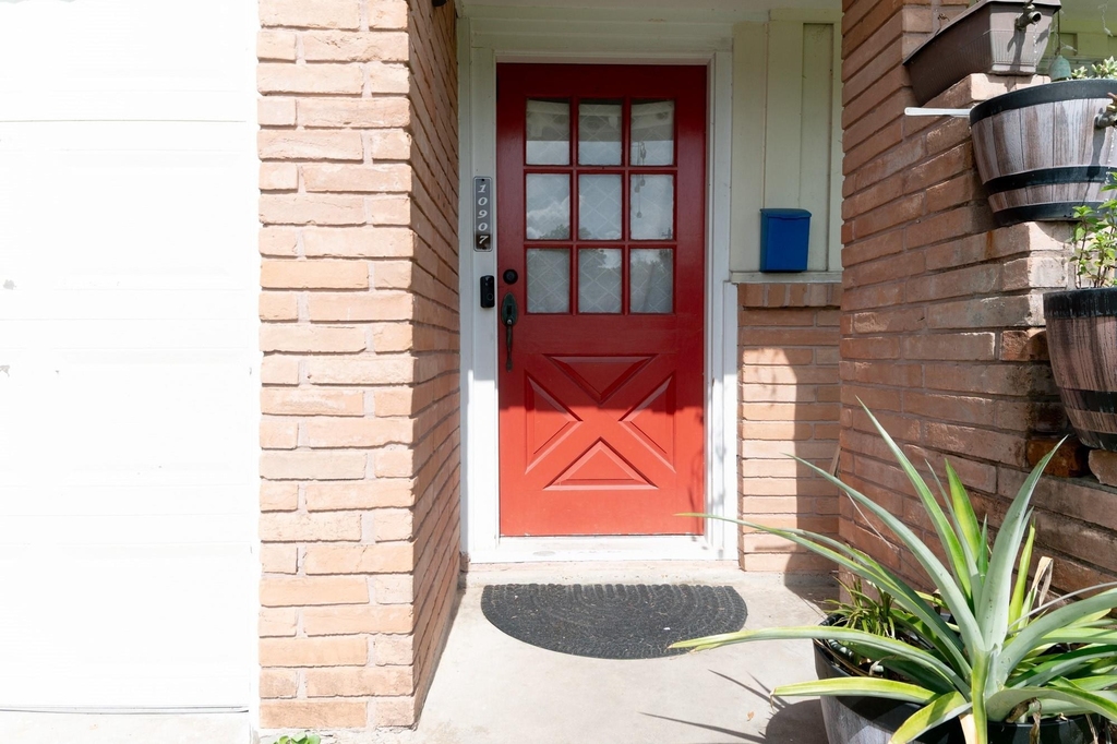 10907 Doud Street - Photo 17