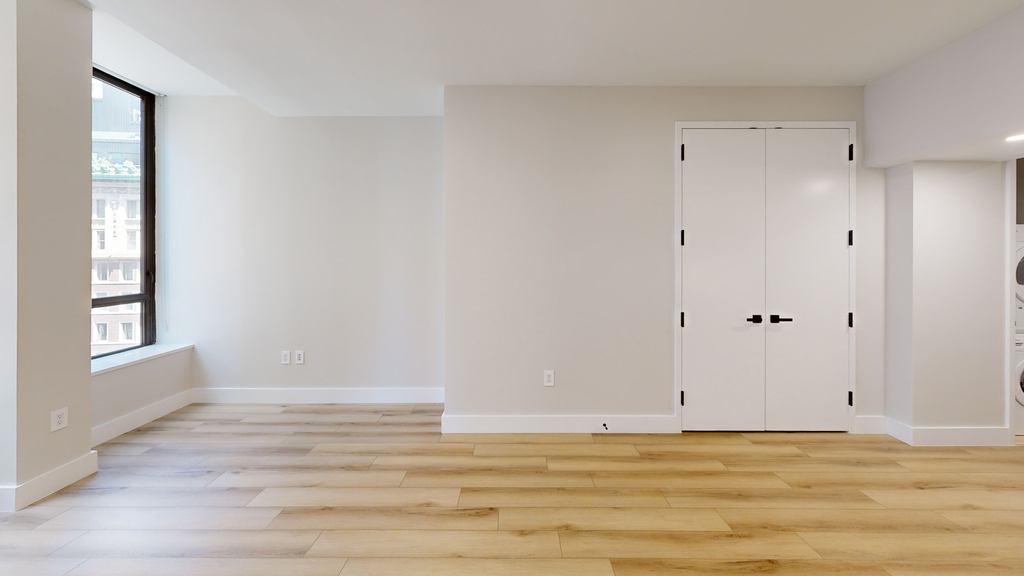 95 Wall Street - Photo 3