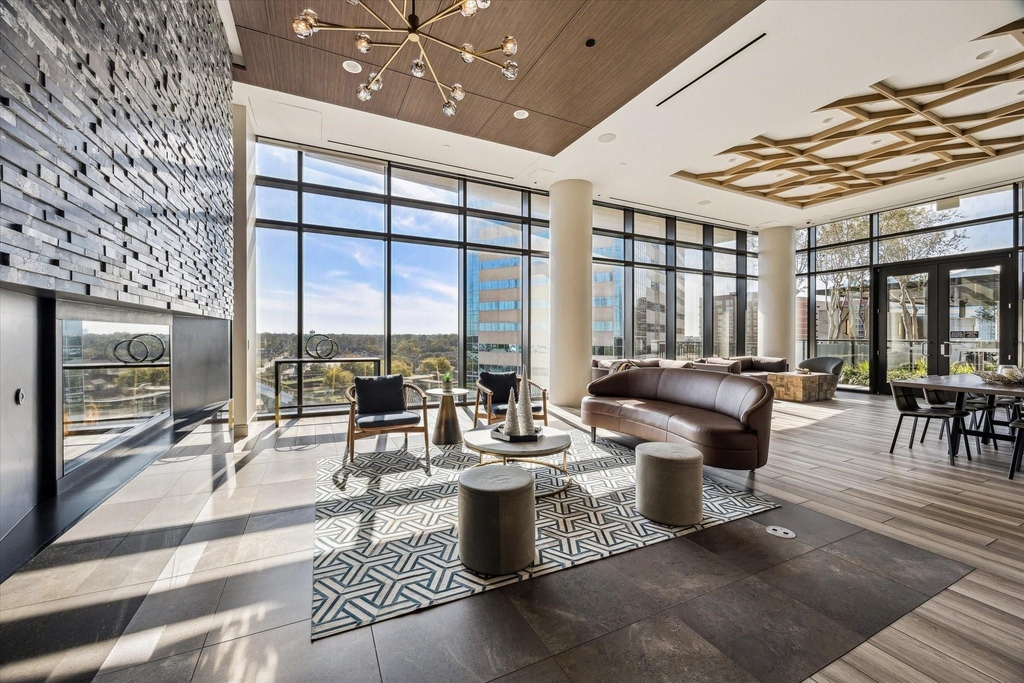 9757 Katy Freeway - Photo 23
