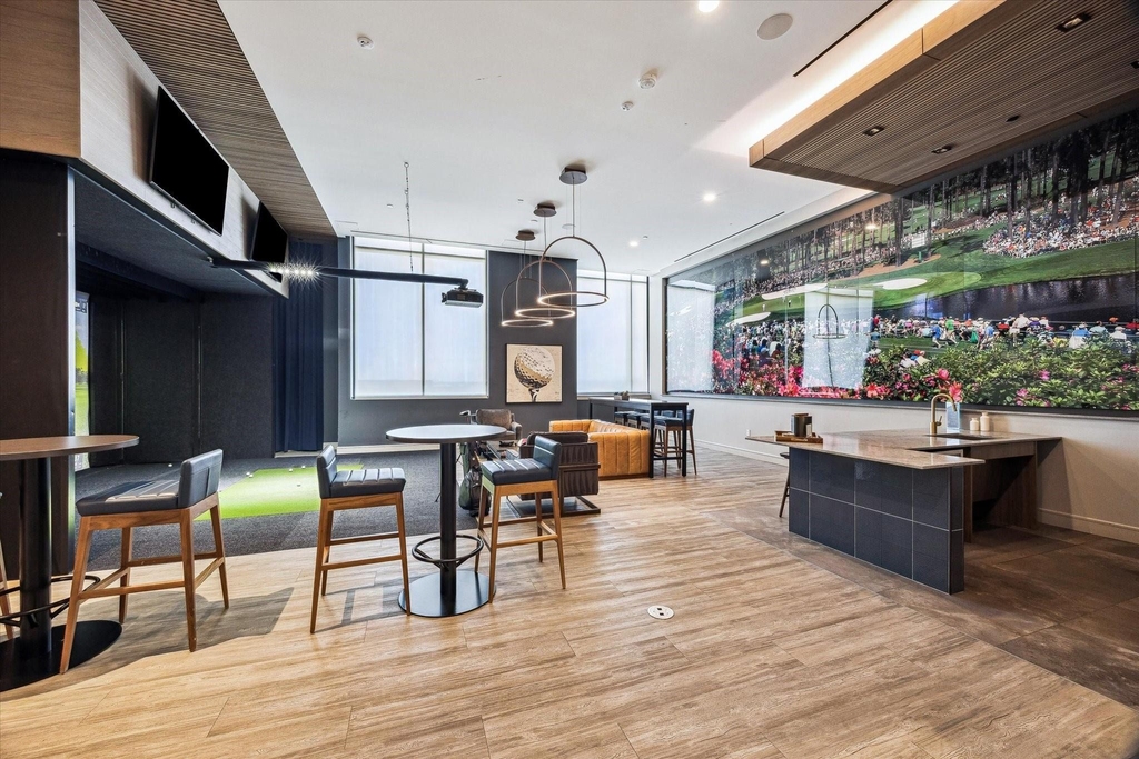 9757 Katy Freeway - Photo 21