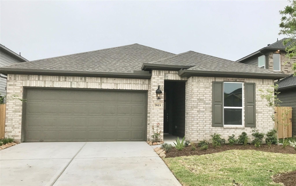 7823 Skylark Heights Lane - Photo 2