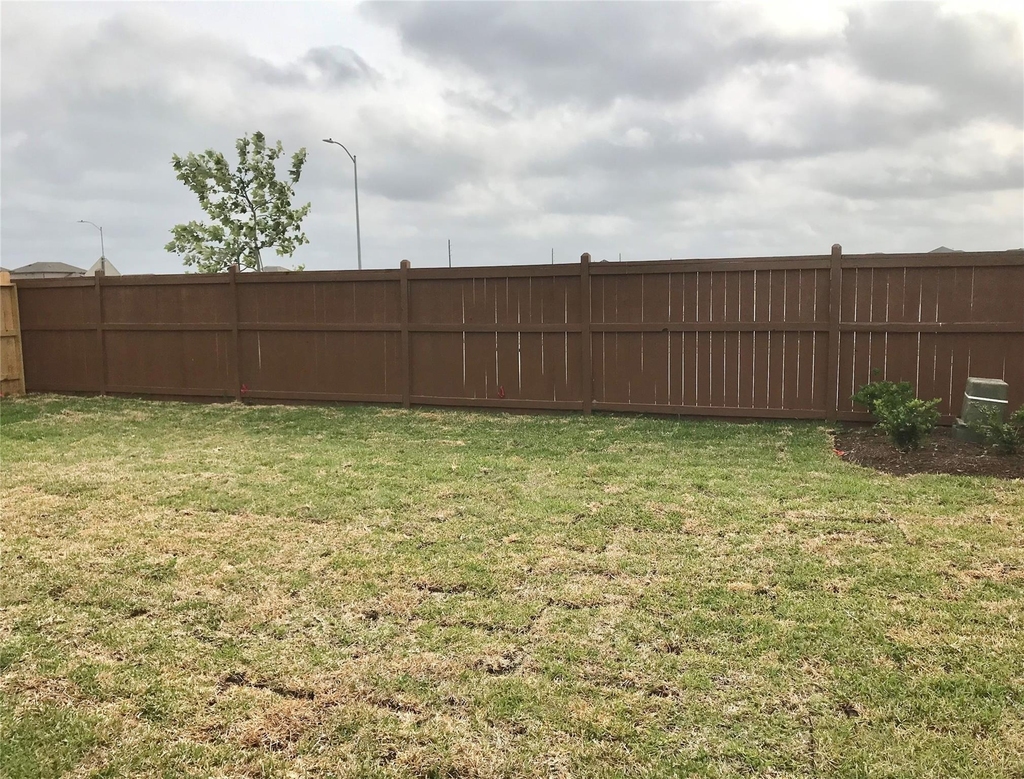 7823 Skylark Heights Lane - Photo 17