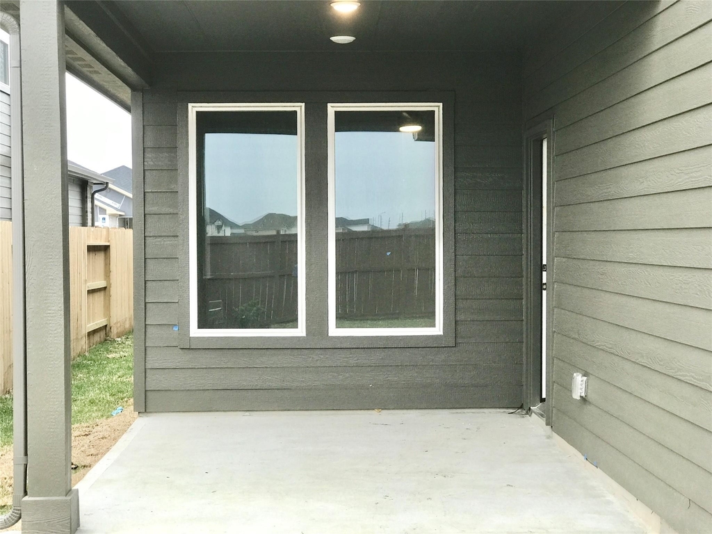 7823 Skylark Heights Lane - Photo 16