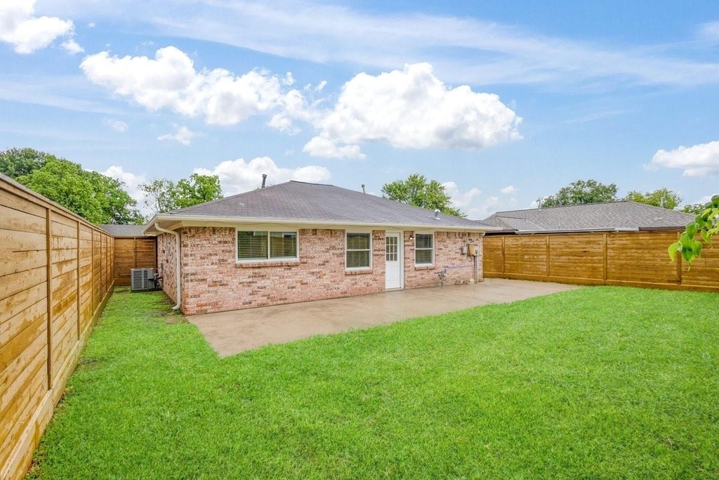 1303 Gamma Street - Photo 13