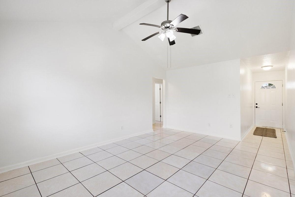 1303 Gamma Street - Photo 6